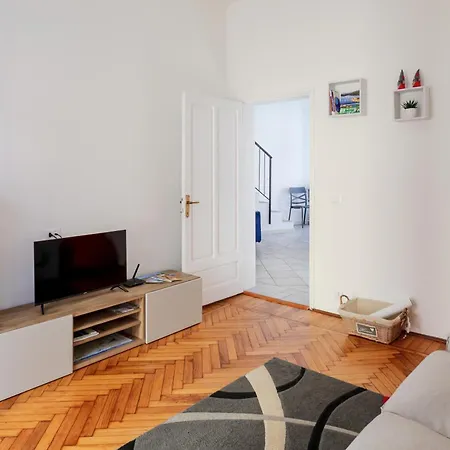 Casa Frankie Apartmán *